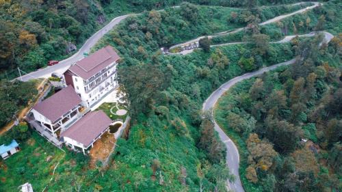 Chinnakanal Hotel | Chill Berg Resort - Bodimettu