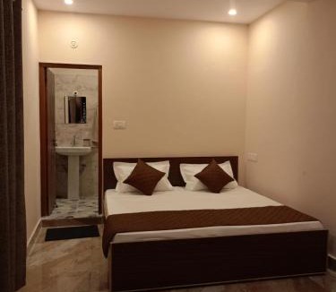 Jaiharikhal House | Chill with pahadi