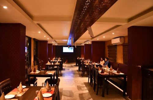 Sahibganj Hotel | Chinmaye Inn