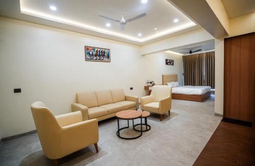 Sangli Hotel | CHINTAMANI BANQUETS & SUITEs