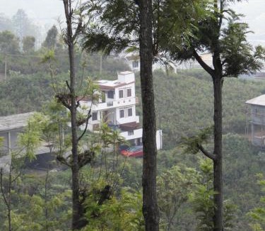 Coonoor Villa | Chirakkal HomeStay
