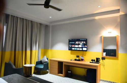 Solapur District Resort | Chitra's City Side Resort