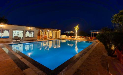Chomu Resort | Chomu Bagh Hotel & Resorts in Chomu