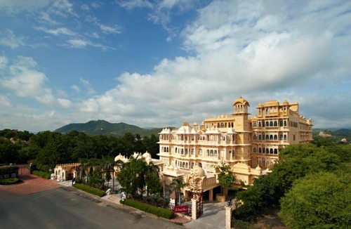 Shavri Colony Hotel | Chunda Palace