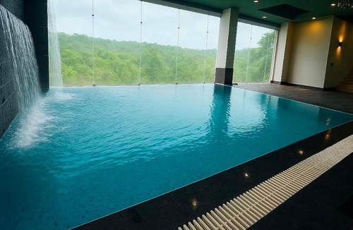 Jaipur District Villa | City centre 6 BHK Villa with indoor Pool