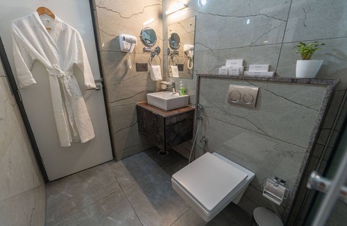 Bengaluru Hotel | Clarks Inn, Airport Bangalore