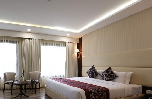 Gwalior Hotel | Clarks INN Suite Gwalior