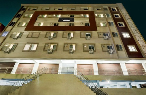 Kukatpally Housing Board Colony House | Classic Hotel SV Royal Inn