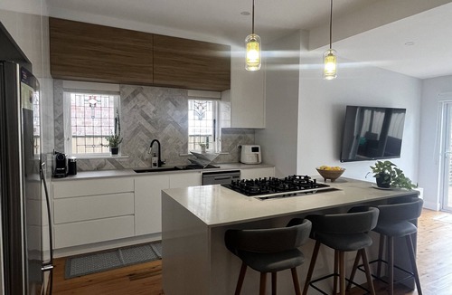 Petersham House | Classic meets modern - Open plan Californian bungalow stay in Inner West Sydney