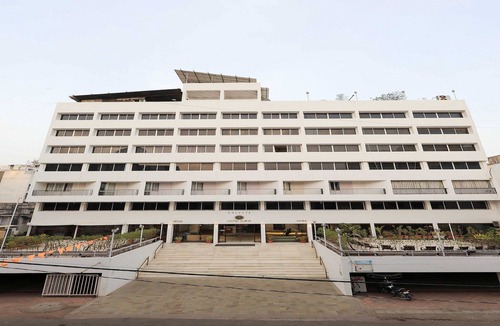 Sayajiganj House | Classic Room at Palette Hotel Surya Vadodara