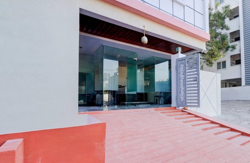 Nanakram Guda House | Classic Sri Balaji Grand