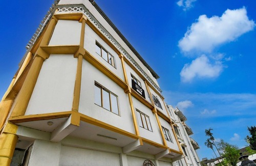 Shibpur House | Classic With Balcony Hotel Beer and Beyond