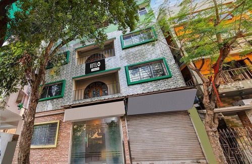 South Dum Dum House | Classic with Balcony skyline