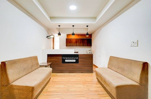 Whitefield House | Classic with Twin BedWhitefield Bangalore