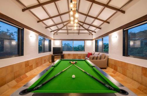 Karjat Villa | Classique Woods by StayVista with Lawn with Gazebo & Bar, Indoor Fun