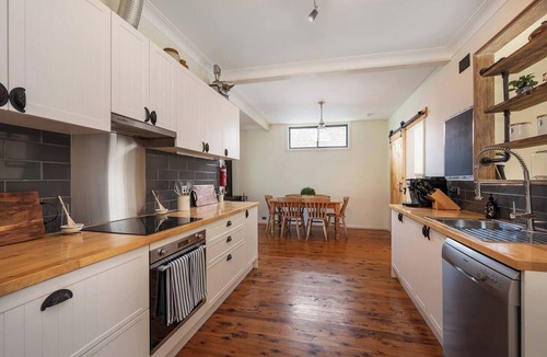 Central Mudgee House | Clematis Cottage Indoor outdoor Mudgee Lifestyle