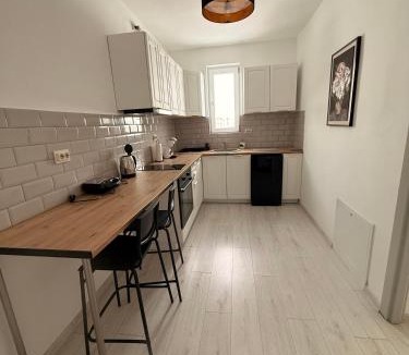 Ghiroda Apartment | Cleo Residence 5 Ghiroda