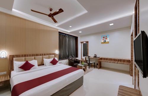 Rajgurunagar Hotel | Click Hotel Sagar Plaza Chakan, Pune