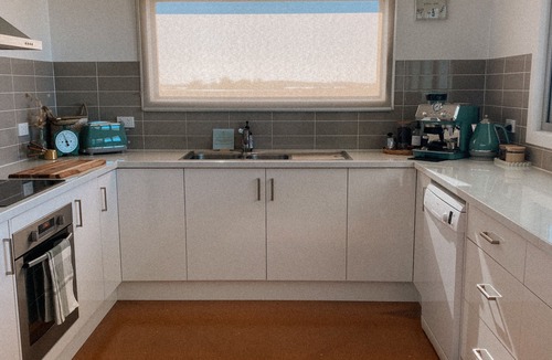 Marion Bay House | Cloudbreak Marion Bay
