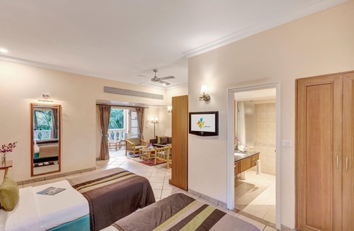 Varca Hotel | Club Mahindra Emerald Palms, Goa