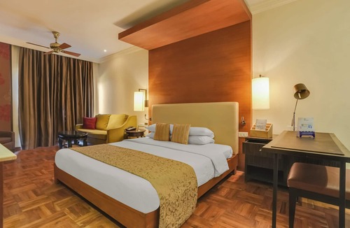 Kadadhe Hotel | Club Mahindra Resort - Tungi