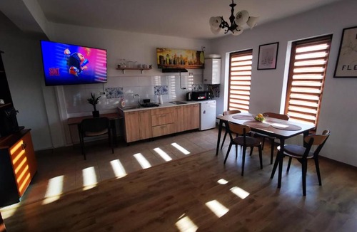 Cluj-Napoca Apartment | Cluj City Marasti Suite Bellatrix