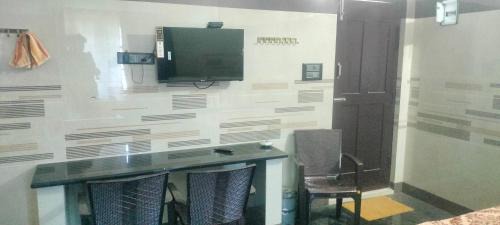 Mysore Hotel | Cmt Lodge & Rooms