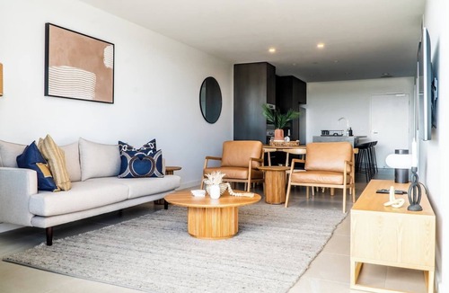 Palm Beach Apartment | Coastal Elegance at Palm Beach