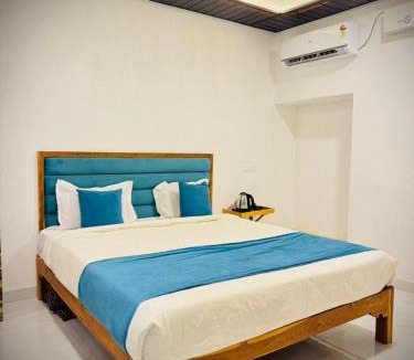 Diveagar Cabin | Coastal Home