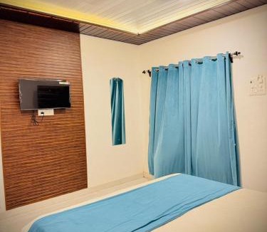 Diveagar Cabin | Coastal Home