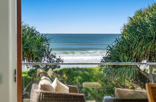 North Creek Villa | Coco de Mer Beach Villa 1