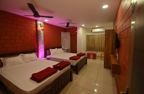 Murudeshwara Hotel | Coco Garden Residency