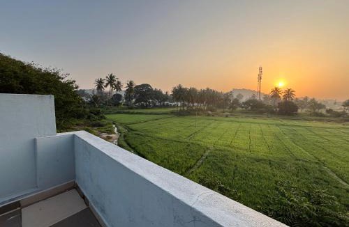 Sanapur Hostel | Cocogreen Hampi