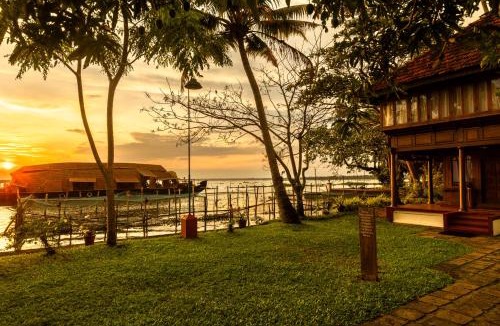Kumarakom Resort | Coconut Lagoon Kumarakom - A CGH Earth Experience