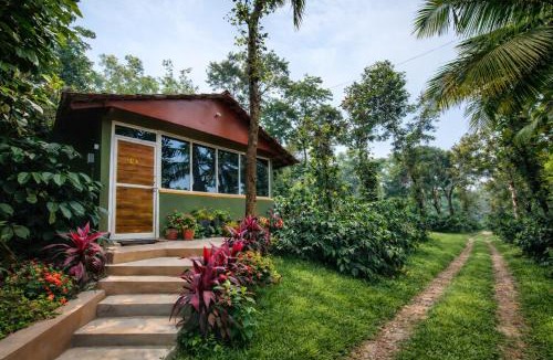 Sakleshpur House | CoffeeINN Homestay - Water Activities, Jeep Ride, Home Food