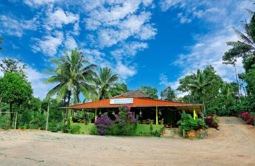 Sakleshpur House | CoffeeINN Homestay - Water Activities, Jeep Ride, Home Food