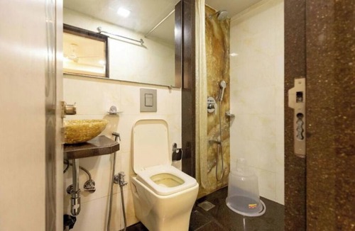 Wellington Pier Hotel | Colaba Suites - Near Taj Hotel