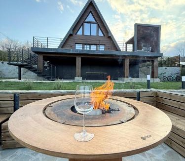 Merei Cabin | Colina Monteoru