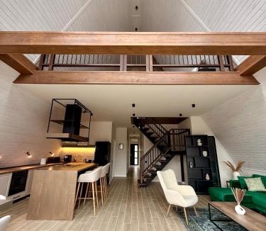Merei Cabin | Colina Monteoru