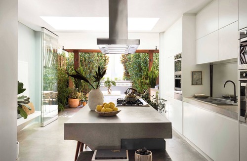 Woolloomooloo House | Collected Places Woolloomooloo in heart of Syd