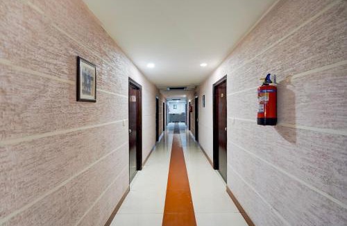 Rudrapur Hotel | Collection O Awas Vikas Near Bus Stand Formerly Hotel Rivera