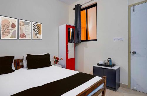 Electronics City Hotel | Collection O Beratena Agrahara Metro Station