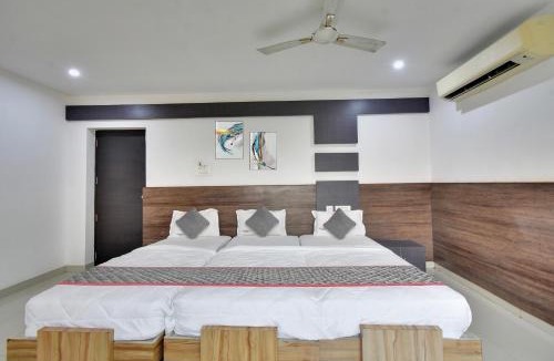 Navalur Hotel | Collection O Elite Residency
