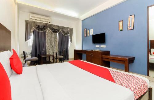 Begumpet Hotel | Collection O Hotel Dolphin Residency Inn