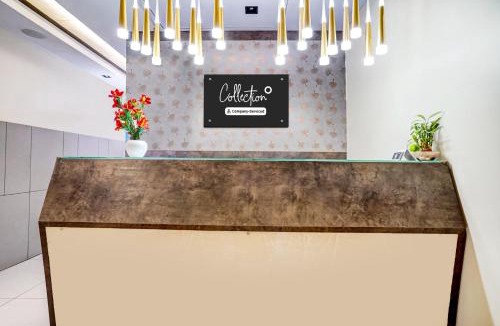 Kalasipalya Hotel | Collection O Metro Park Opposite Kalasipalya Bus stand