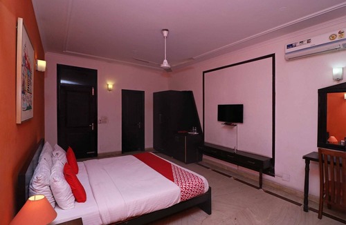 Nagpur House | Collection O Nagpur Airport