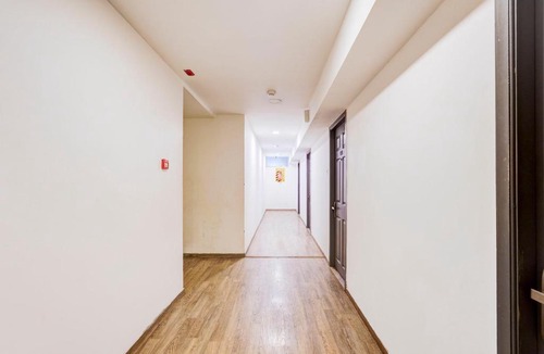 Perungudi Hotel | Collection O OMR Perungudi Thiruvanmiyur Beach