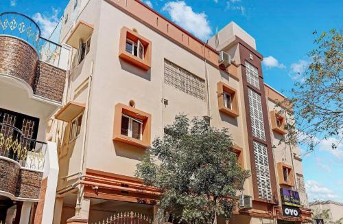 Perumbakkam Hotel | Collection O Orchid Residency Medavakkam
