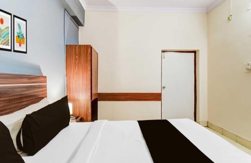 Hyderabad Hotel | Collection O Paradise Metro Station