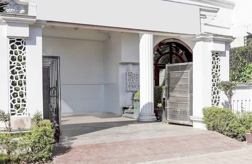 Rudrapur House | Collection O Rudrapur Bus Stand